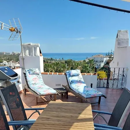 Lägenhet Modern Furnished, Roof Terrace, Beautiful Seaview *